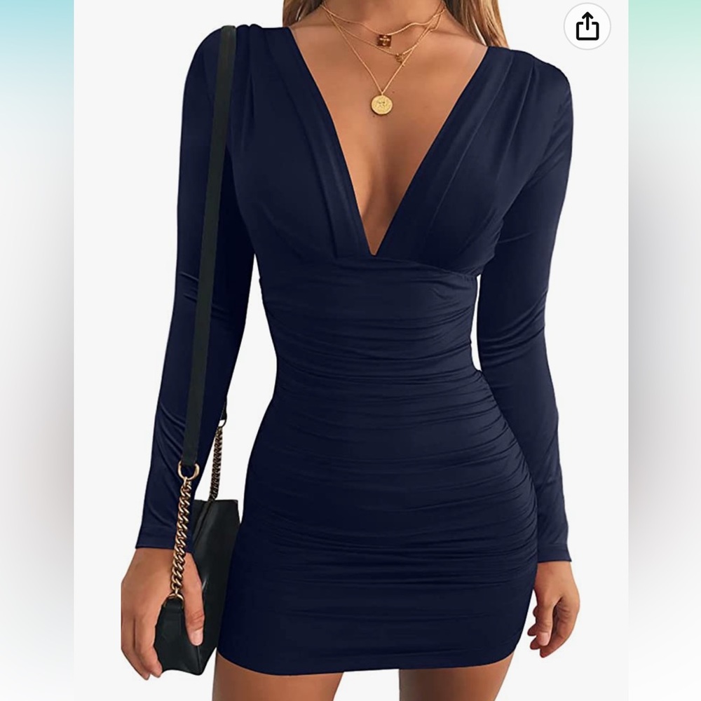 BRAND NEW Women’s sexy long sleeve V neck ruched body on dress